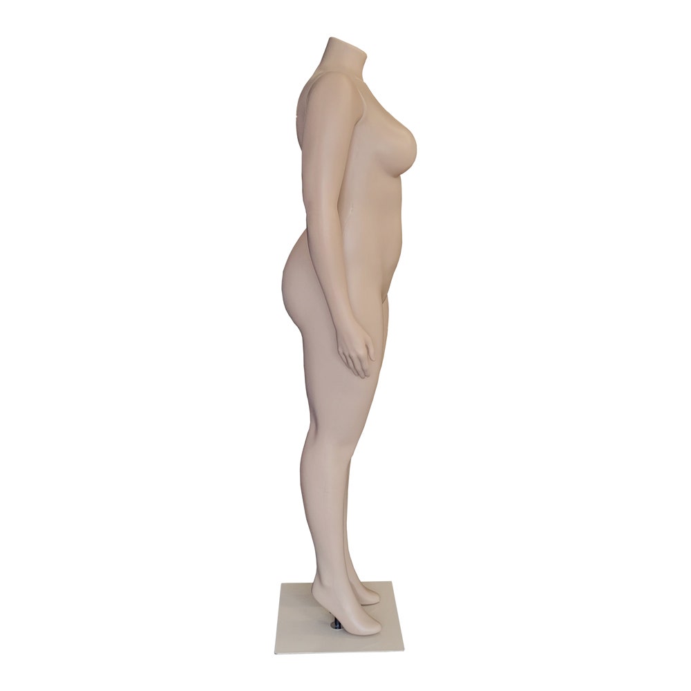 Plus Size Mannequin | Realistic Female - Eddie's Hang-Up Display Ltd.